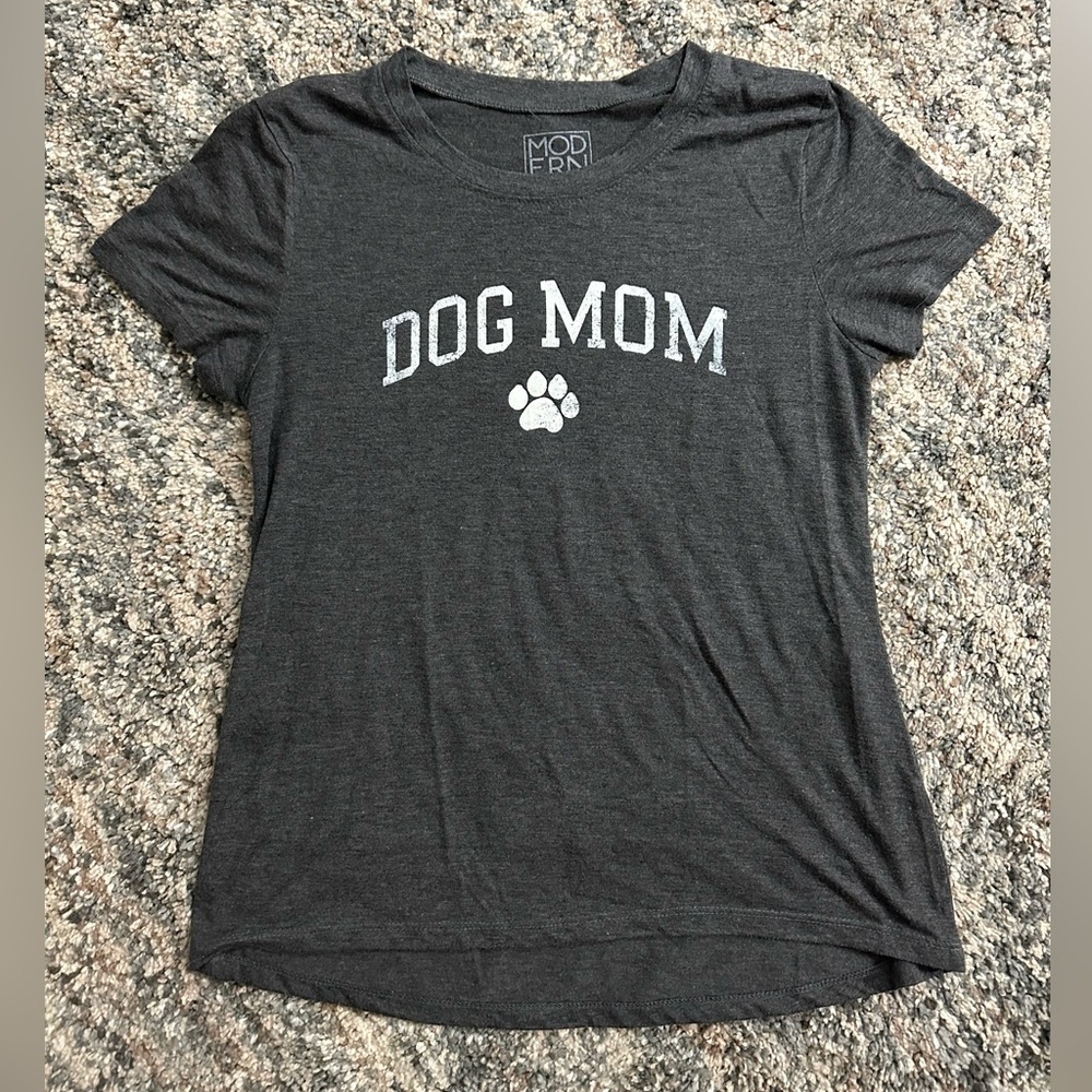 Dog mom T-shirt